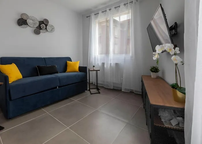 Loc Trotteur Le Graphite T2 Grand Confort Terrasse Apartamento Lourdes